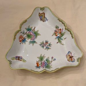 Herend Queen Victoria triangle dish